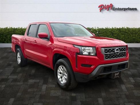Used 2024 Nissan Frontier SV image 8