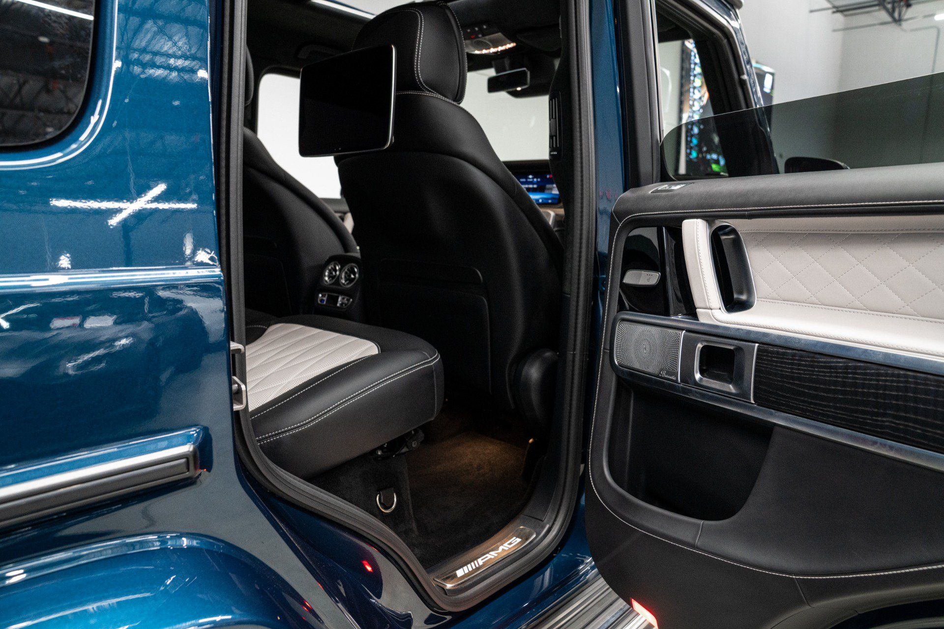 Used 2026 Mercedes-Benz G 63 AMG 4MATIC image 29