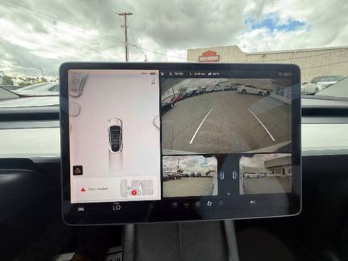 Used 2021 Tesla Model Y Performance AWD/4WD image 22
