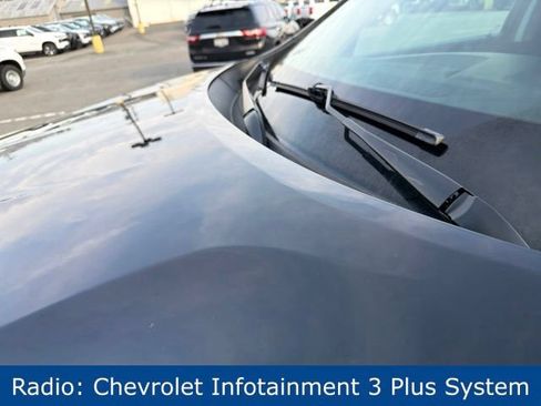 Used 2020 Chevrolet Traverse LT FWD image 17