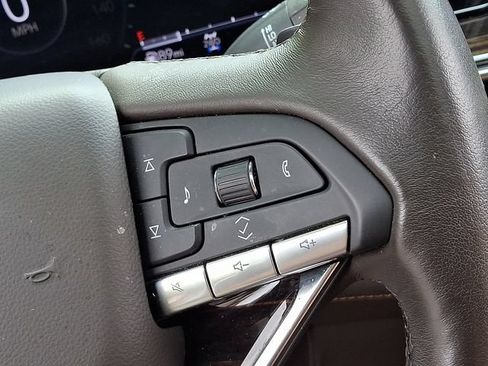 Used 2023 Cadillac Escalade Premium Luxury AWD/4WD image 23