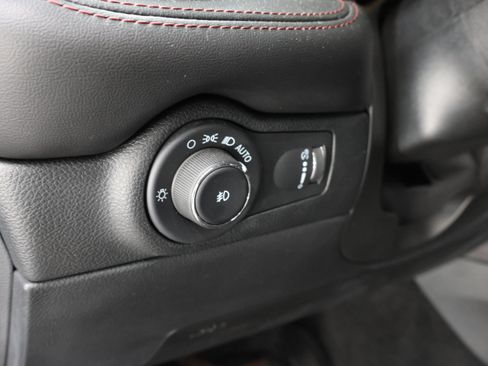 Used 2022 Dodge Durango R/T w/ Blacktop Package AWD/4WD image 44