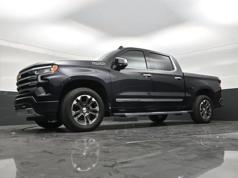Used 2024 Chevrolet Silverado 1500 High Country w/ Technology Package RWD image 20