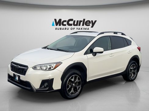 Used 2018 Subaru Crosstrek 2.0i Premium w/ Eyesight System image 1
