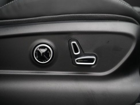 New 2025 Maserati Grecale Modena image 40