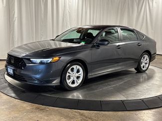 Used 2025 Honda Accord LX video 1