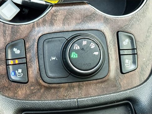 Used 2020 GMC Acadia Denali w/ Technology Package image 21