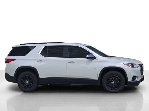 Used 2020 Chevrolet Traverse LT FWD image 4