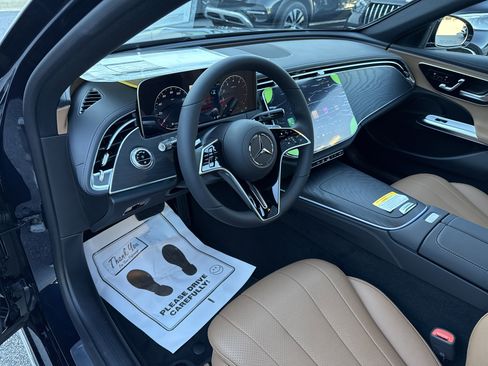 New 2026 Mercedes-Benz E 350 4MATIC Sedan image 20