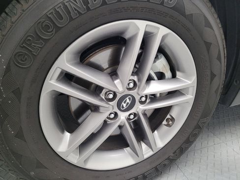 Used 2018 Hyundai Santa Fe Sport FWD image 31