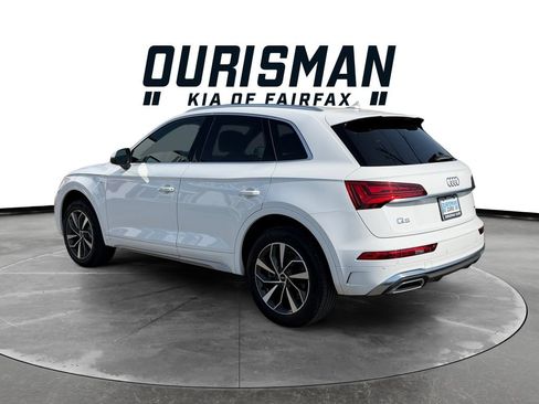 Used 2023 Audi Q5 2.0T Premium w/ Convenience Package AWD/4WD image 5