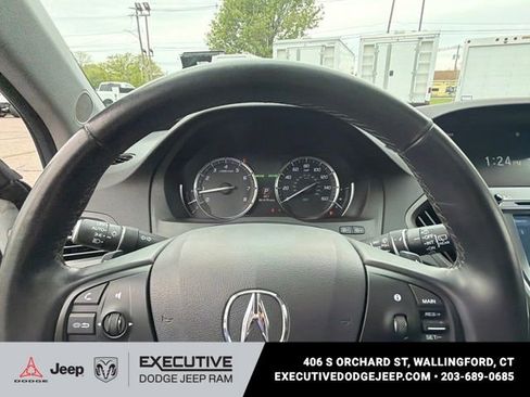 Used 2020 Acura MDX SH-AWD image 13
