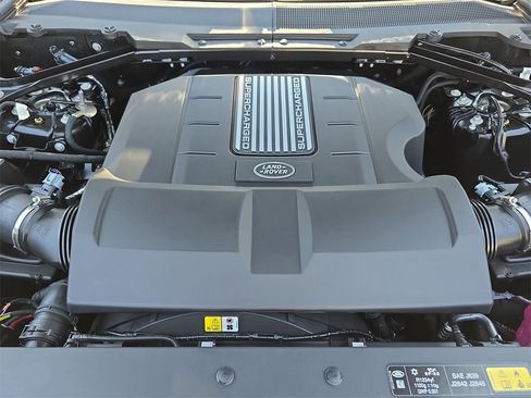 New 2025 Land Rover Defender 110 V8 image 30