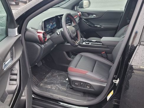 New 2026 Chevrolet Equinox RS w/ Convenience Package III FWD image 18