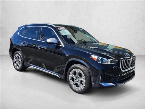 Certified 2023 BMW X1 xDrive28i w/ Premium Package image 3