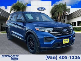 Certified 2022 Ford Explorer XLT image 1