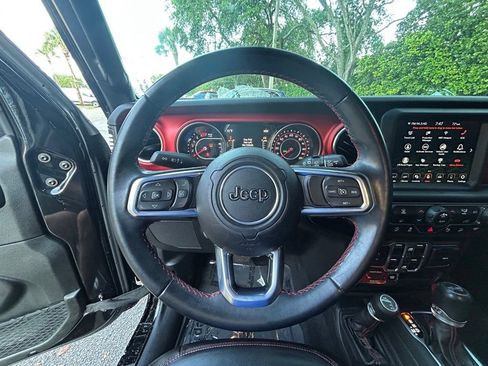 Used 2020 Jeep Wrangler Unlimited Rubicon AWD/4WD image 17
