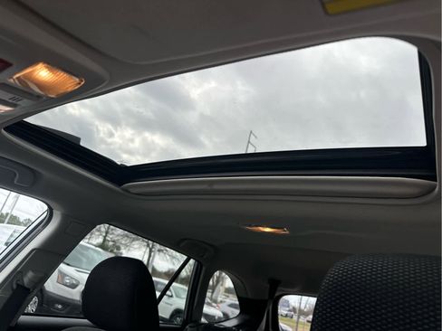 Used 2019 Subaru Outback 2.5i Premium image 14