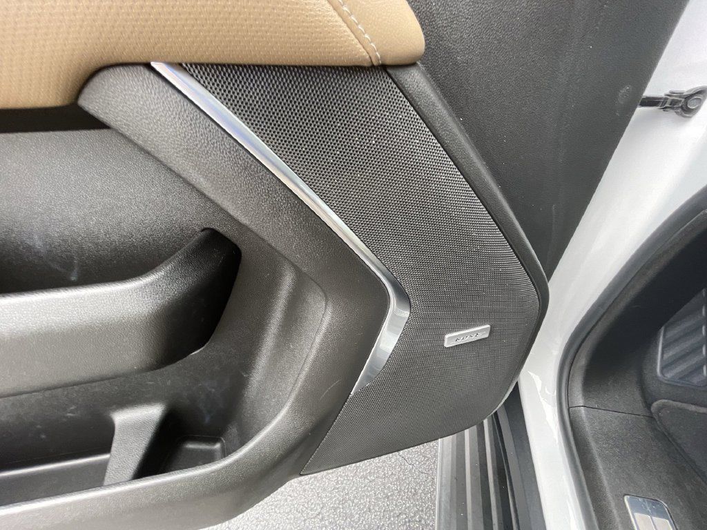 Certified 2021 Chevrolet Tahoe Premier RWD image 24