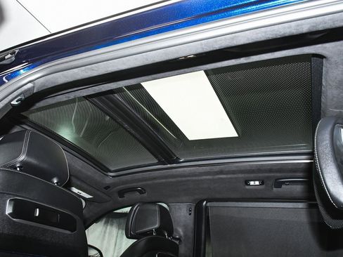 Used 2023 BMW X7 xDrive40i w/ Executive Package image 68