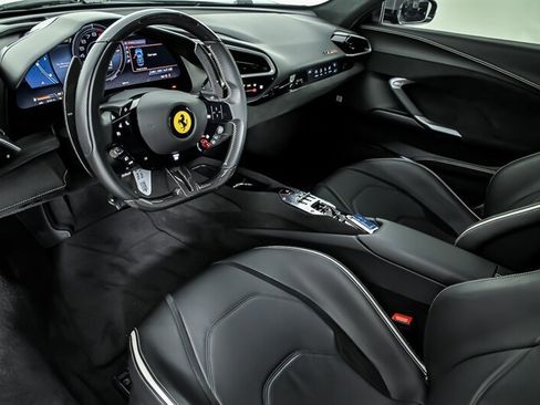 Used 2024 Ferrari 296 GTS RWD image 20