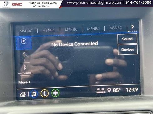 Used 2024 GMC Terrain SLE w/ Driver Convenience Package image 24