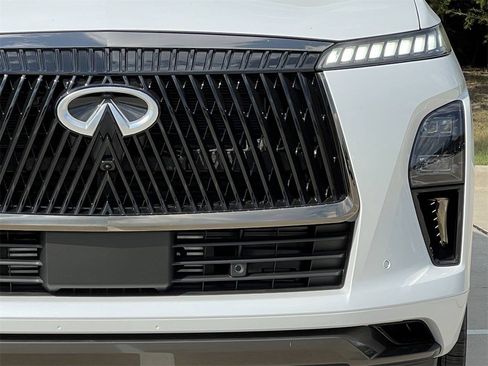 New 2026 INFINITI QX80 Autograph w/ Premium Cargo Package AWD/4WD image 8