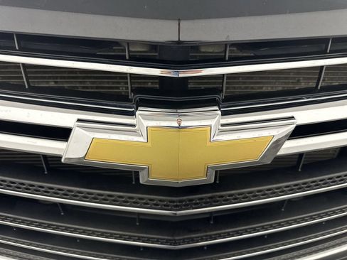 Used 2020 Chevrolet Traverse LT w/ LT Premium Package AWD/4WD image 32