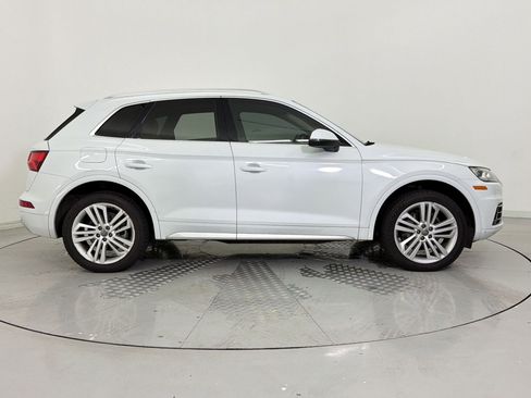 Used 2019 Audi Q5 2.0T Premium Plus w/ Premium Plus Package AWD/4WD image 8