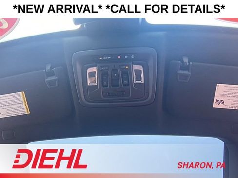 Used 2022 Chevrolet Silverado 1500 ZR2 w/ Technology Package AWD/4WD image 28