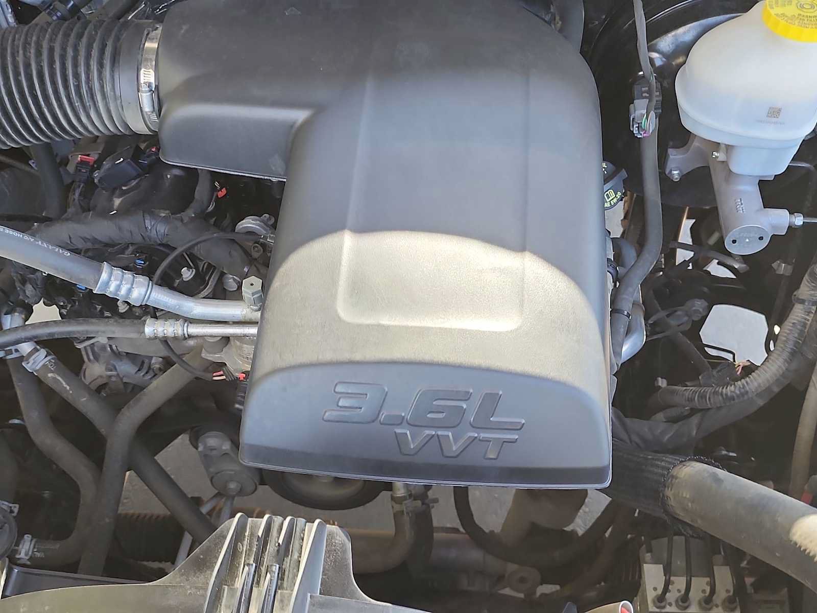 Used 2024 RAM 1500 Classic SLT RWD image 21
