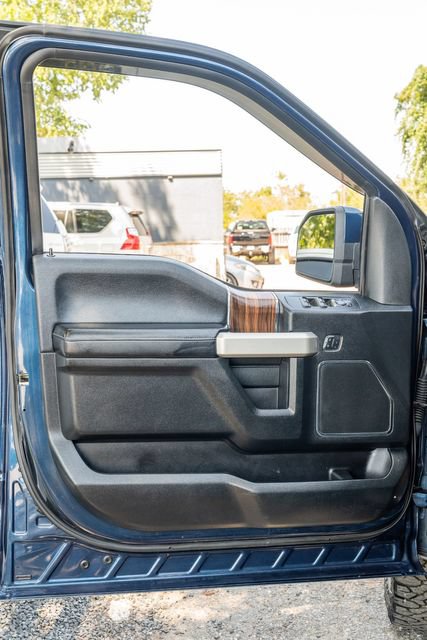 Used 2016 Ford F150 Lariat w/ Equipment Group 501A Mid AWD/4WD image 17