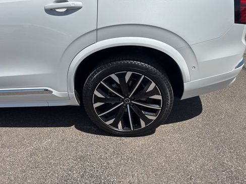 Certified 2025 Volvo XC90 B6 Plus w/ Protection Package Premier AWD/4WD image 10