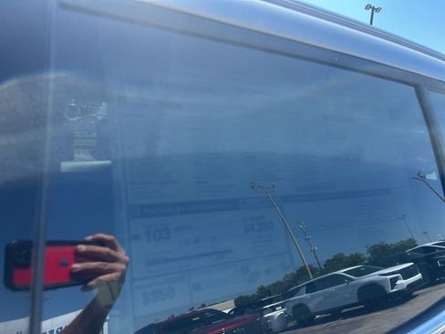 New 2026 Chevrolet Equinox EV LT image 35