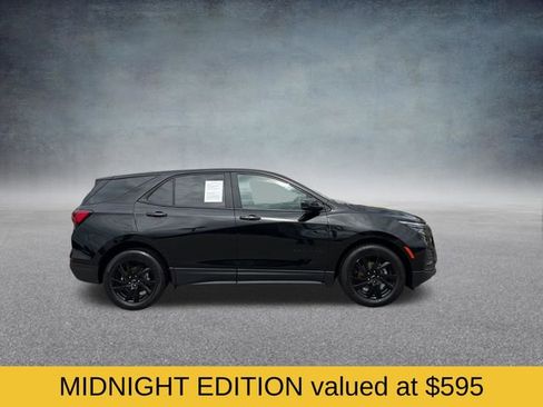 Used 2024 Chevrolet Equinox LS w/ LS Convenience Package image 3