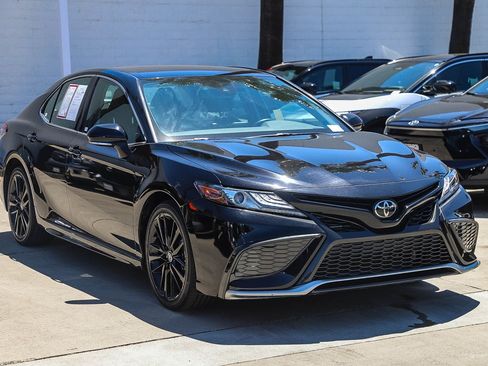 Certified 2023 Toyota Camry XSE FWD image 3