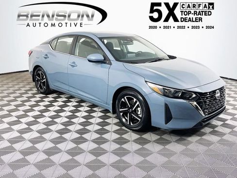Used 2025 Nissan Sentra SV FWD image 1