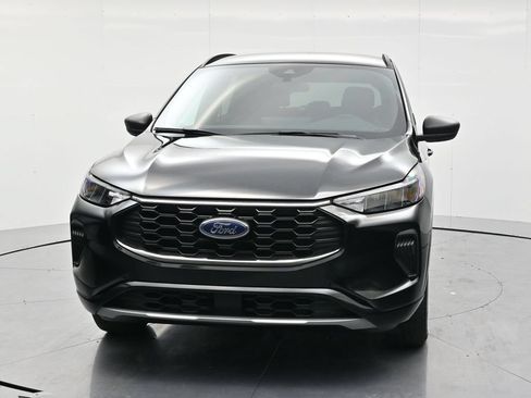 Used 2024 Ford Escape ST-Line w/ Tech Pack #1 AWD/4WD image 2