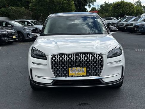 Certified 2024 Lincoln Corsair AWD w/ Equipment Group 101A image 2