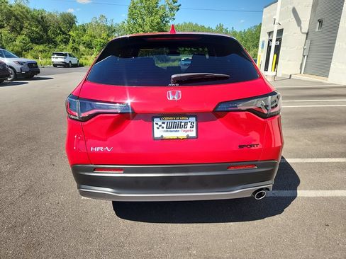 Used 2025 Honda HR-V Sport image 6