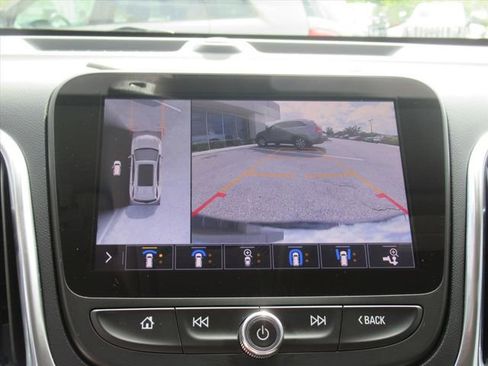 Used 2021 Chevrolet Equinox Premier image 23