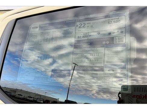 New 2025 Ford Ranger Lariat w/ FX4 Off-Road Package image 15