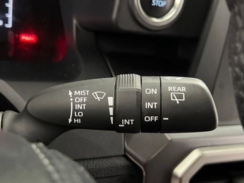 Used 2025 Toyota 4Runner SR5 AWD/4WD image 48