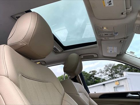 Used 2018 Mercedes-Benz GLE 350 4MATIC image 14