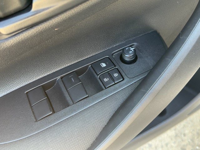 Used 2025 Toyota Corolla LE FWD image 14