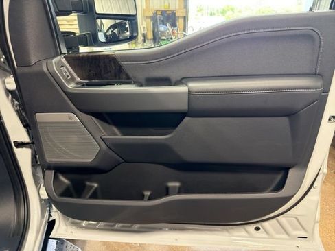 New 2026 Ford F350 Lariat w/ Lariat Premium Package AWD/4WD image 18
