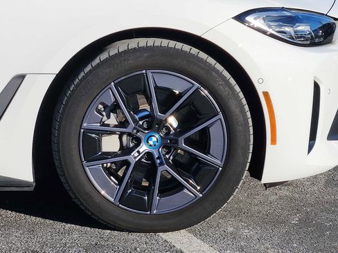 Certified 2023 BMW i4 eDrive40 w/ Premium Package RWD image 8