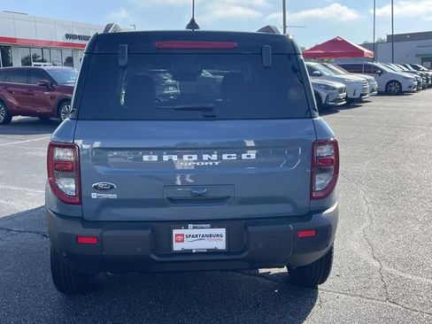 Used 2025 Ford Bronco Sport Outer Banks AWD/4WD image 9