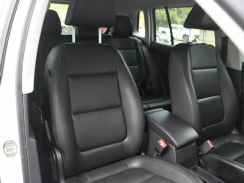Used 2017 Volkswagen Tiguan S AWD/4WD image 26