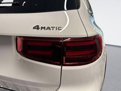 Certified 2026 Mercedes-Benz GLB 250 4MATIC image 9